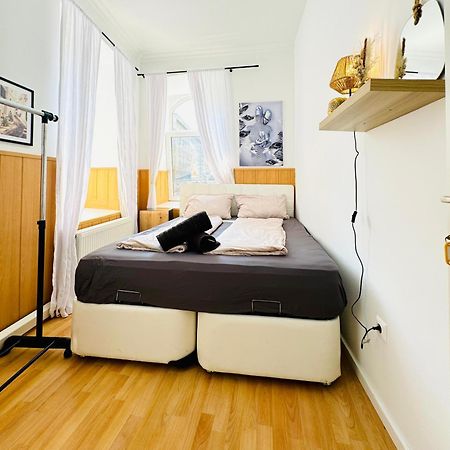 Comfy Rooms In A Shared Apt, 8Min To Rathausplatz Wien Exterior foto