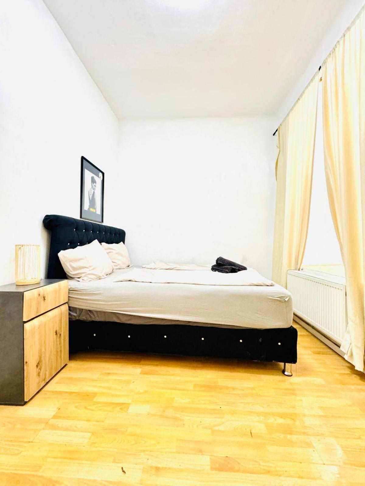 Comfy Rooms In A Shared Apt, 8Min To Rathausplatz Wien Exterior foto