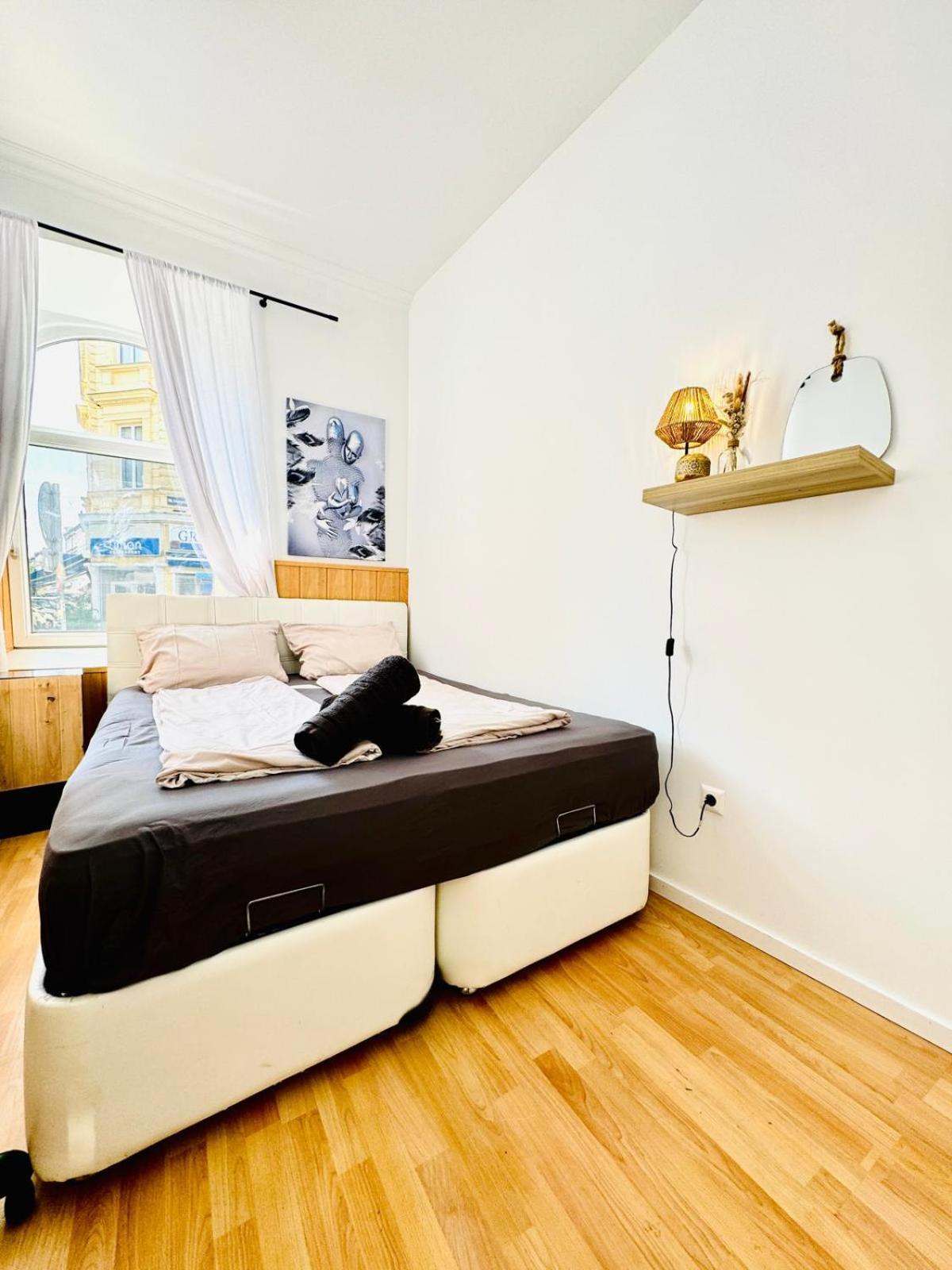 Comfy Rooms In A Shared Apt, 8Min To Rathausplatz Wien Exterior foto